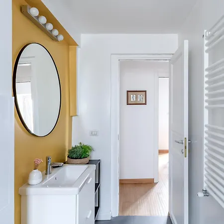 Hostly-light And Wood Midtown-near Trevi 罗马