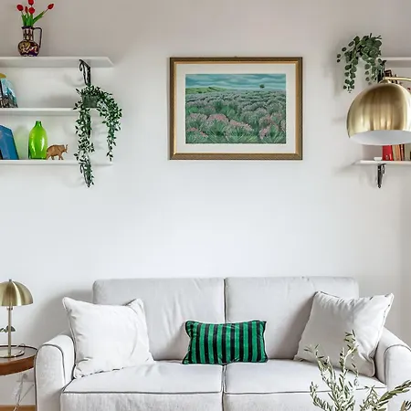 Hostly-light And Wood Midtown-near Trevi * 罗马