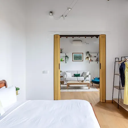 Apartment Hostly-light And Wood Midtown-near Trevi Rome