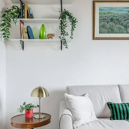 Apartment Hostly-light And Wood Midtown-near Trevi